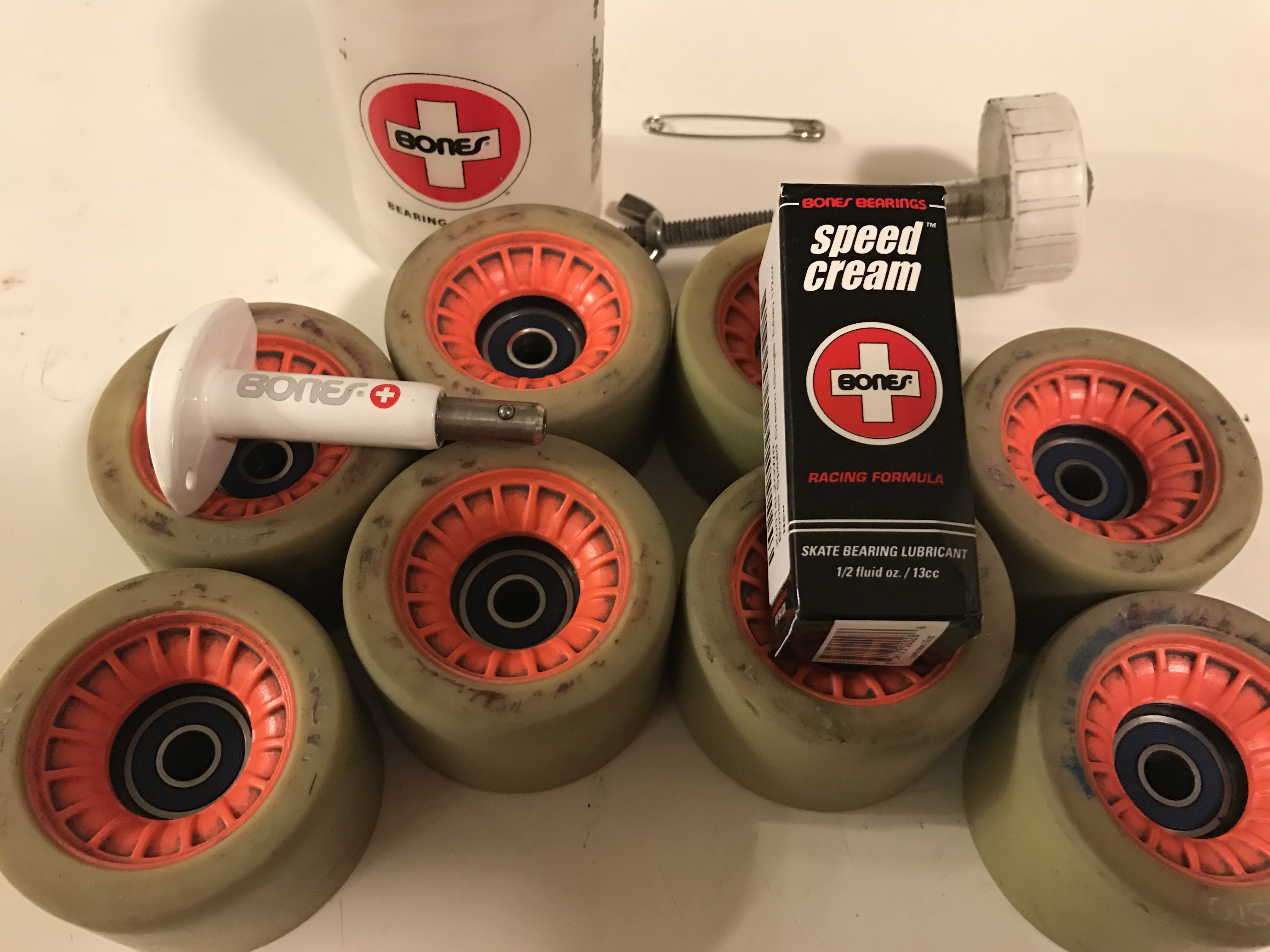 Wheels and bearing cleaning supplies